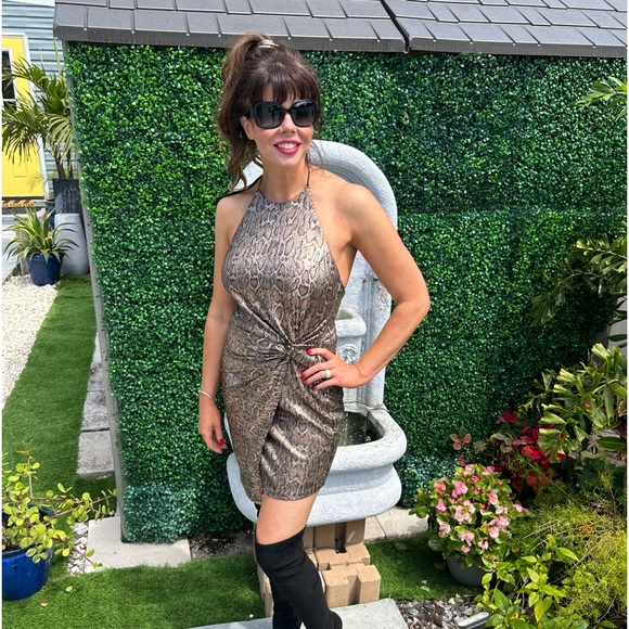 J.O.A Revolve Halter Dress Metallic Gold Party Cocktail Snakeskin Print - Medium - Picture 15 of 15